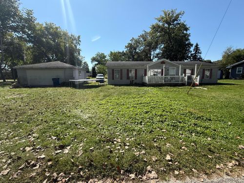 11045 E Iroquois Rd, Walkerton, IN, 46574-9363 | Card Image