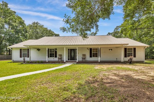 15083 Lumpkin Rd, Gulfport, MS, 39503-8782 | Card Image