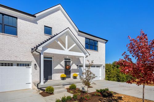 1001 Lauderdale Dr, Nicholasville, KY, 40356-1585 | Card Image