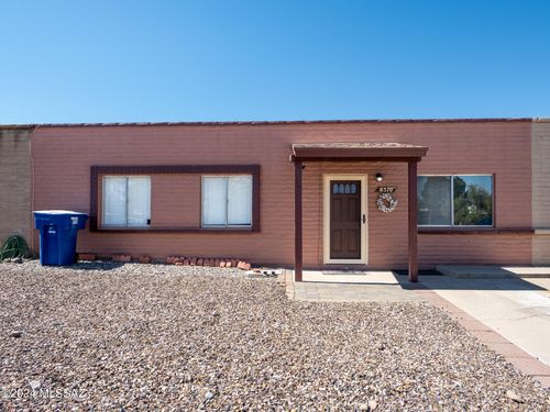 6570 E Nicaragua Drive, Tucson, AZ, 85730 | Card Image