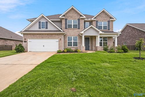 175 Slade Thomas Dr, Meridianville, AL, 35759-2804 | Card Image