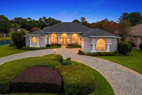 1517 Glenlake Cir, Niceville, FL, 32578-3826 | Card Image