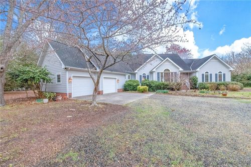 380 Pecan Ln, Cardinal, VA, 23025-2028 | Card Image