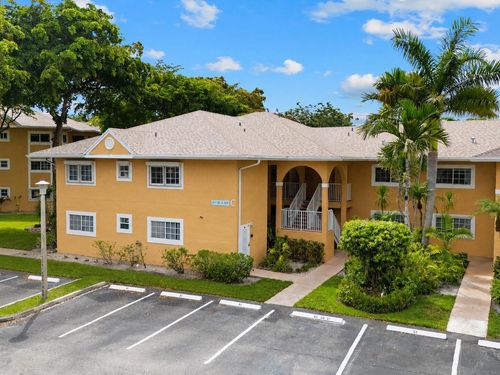 c103-811 Se 4th Ave, Dania Beach, FL, 33004-4460 | Card Image
