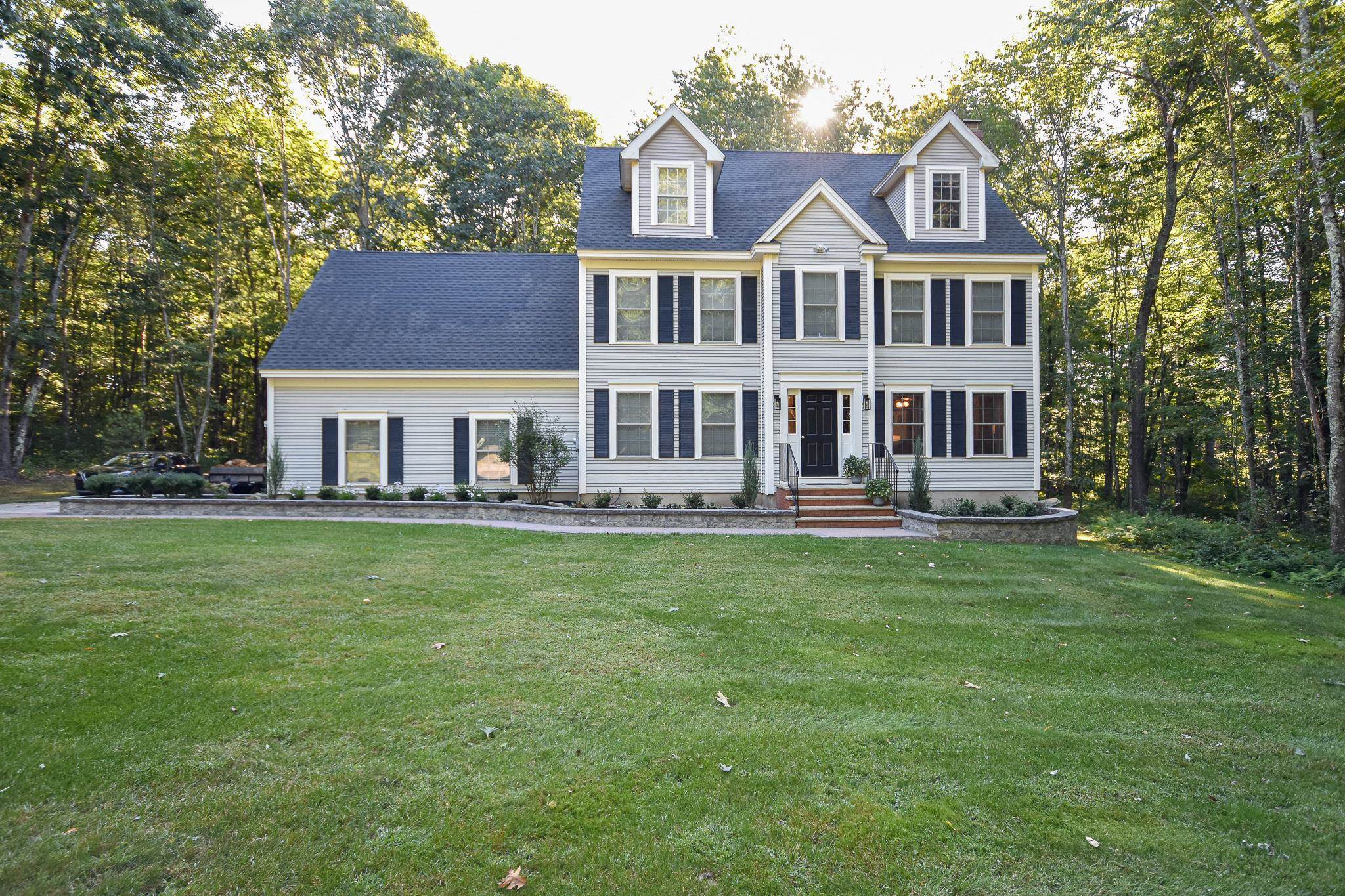 Captain Parker Dr, Lee, NH 03861