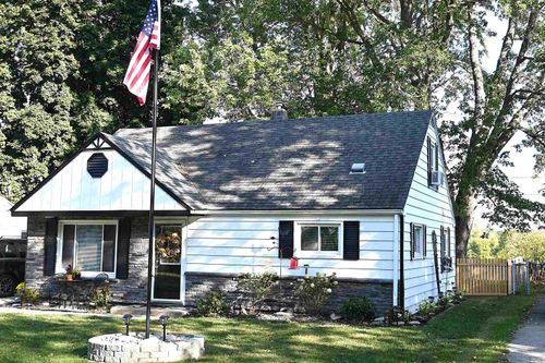 10135 Donald Ave, Leo, IN, 46765-9507 | Card Image