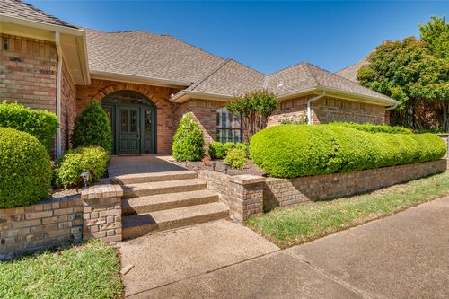 5707 Plumtree Drive, Dallas, TX, 75252 | Card Image