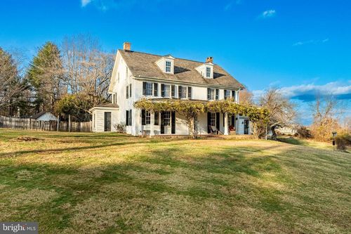 329 Ivy Mills Rd, GLEN MILLS, PA, 19342-1400 | Card Image