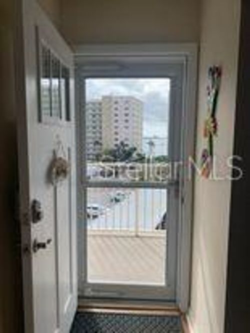412-6075 Shore Blvd S, Gulfport, FL, 33707-5824 | Card Image