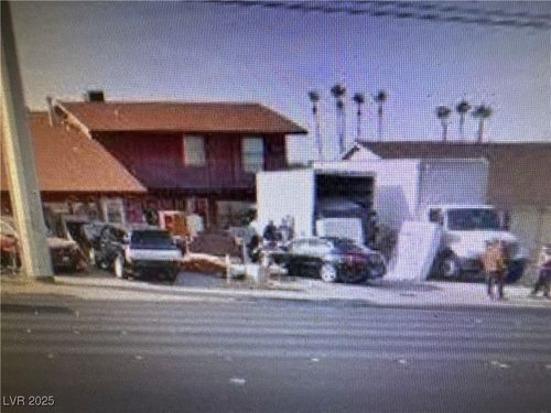 5473 S Eastern Ave, Las Vegas, NV, 89119-2316 | Card Image