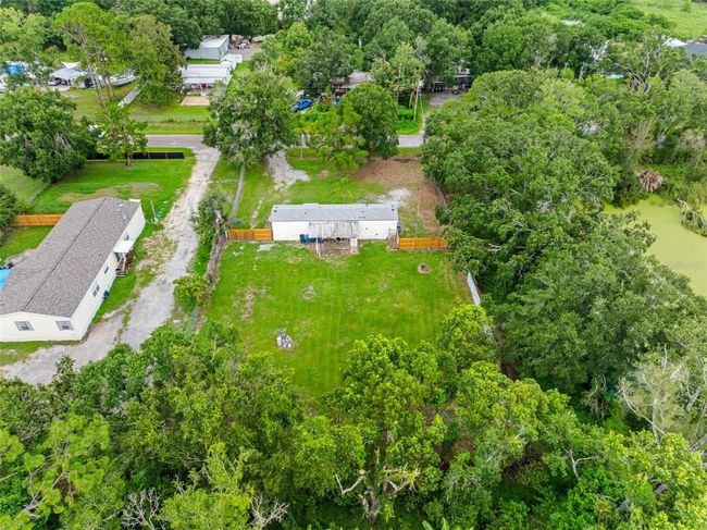 8714 N Meadowview Cir, House other with 2 bedrooms, 2 bathrooms and null parking in Tampa FL | Image 32