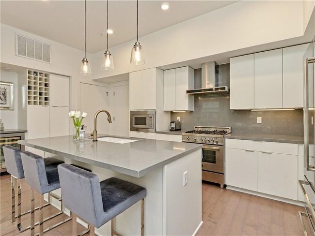 UNIT-2 - 2003 Wilson St, Condo with 3 bedrooms, 4 bathrooms and 2 parking in Austin TX | Image 7