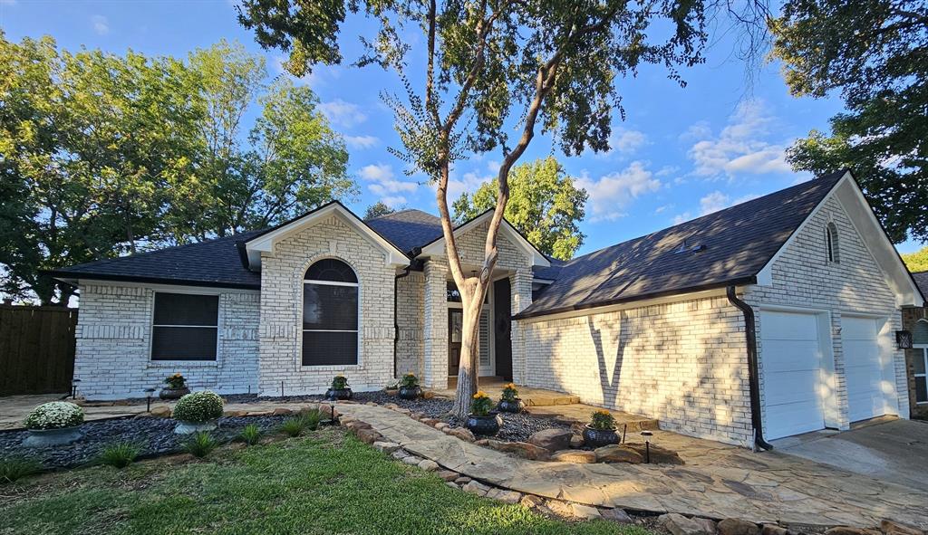 Rolling View Ct, Lewisville, TX 75077
