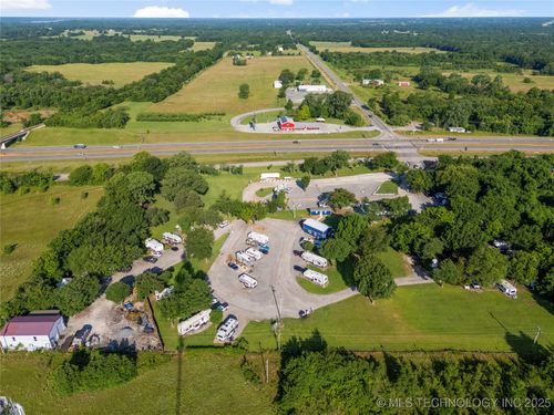 6476 N 35th St W, Porter, OK, 74454-3267 | Card Image