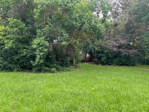 2106 Carthage St, Marshall, TX, 75670 | Card Image