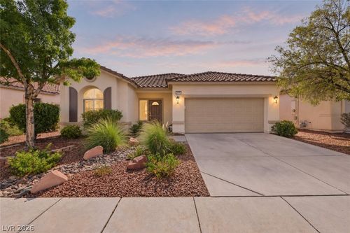 2772 Gallant Hills Dr, Las Vegas, NV, 89135-1758 | Card Image