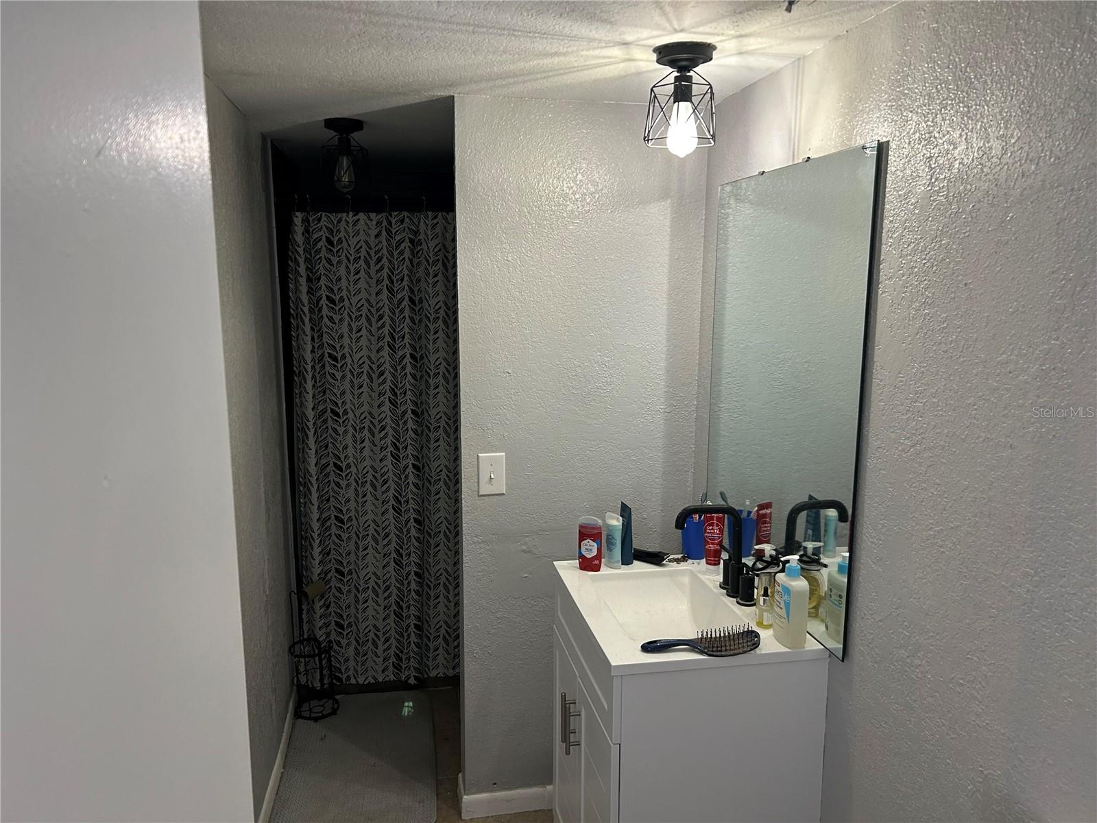 Residential in PINELLAS PARK 4