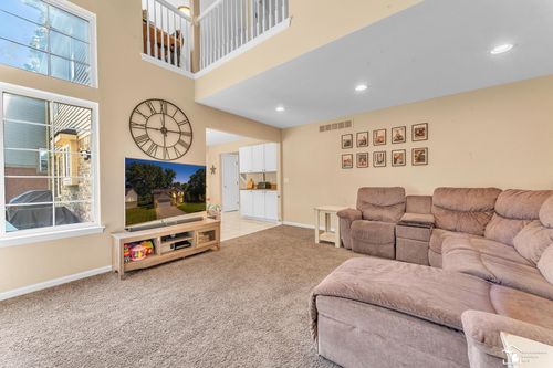 44220 Stonebridge Dr, Van Buren Twp, MI, 48111-4487 | Card Image