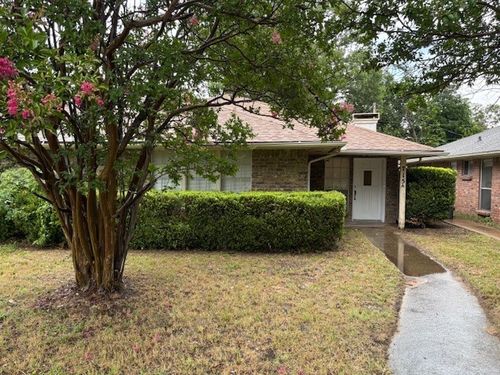 apt-a-715 Oakwood Ln, Arlington, TX, 76012-4413 | Card Image