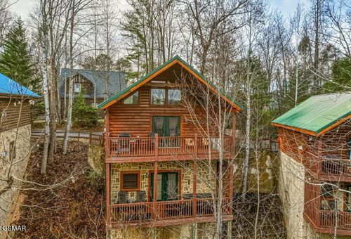 1781 Mountain Shadows Way, Gatlinburg, TN, 37738-5771 | Card Image