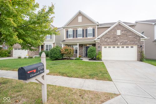 10709 Glenwyck Pl, Noblesville, IN, 46060-4795 | Card Image