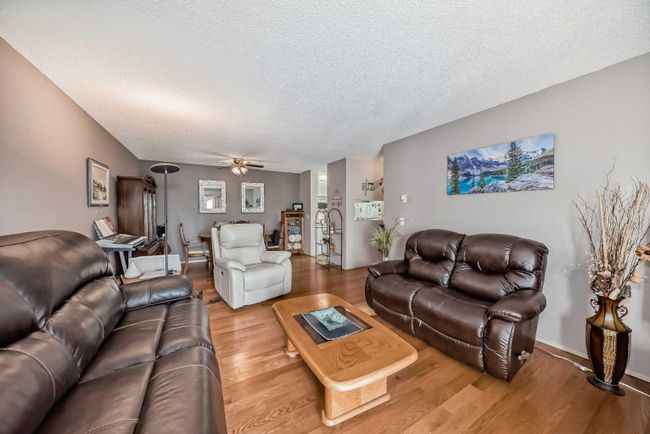 411 - 55 Arbour Grove Close Nw, Home with 2 bedrooms, 2 bathrooms and 2 parking in Calgary AB | Image 4