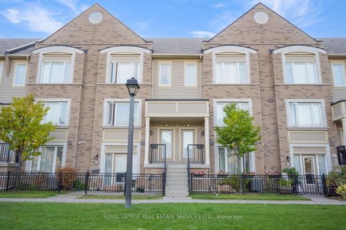 7-3185 Boxford Cres, Mississauga, ON, L5M0X1 | Card Image