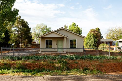 573 W Chamberlain Dr, Kanab, UT, 84741 | Card Image