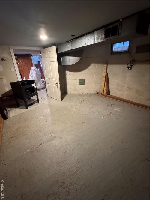 123 Park Ave, New City, NY, 10956-5026 | Card Image