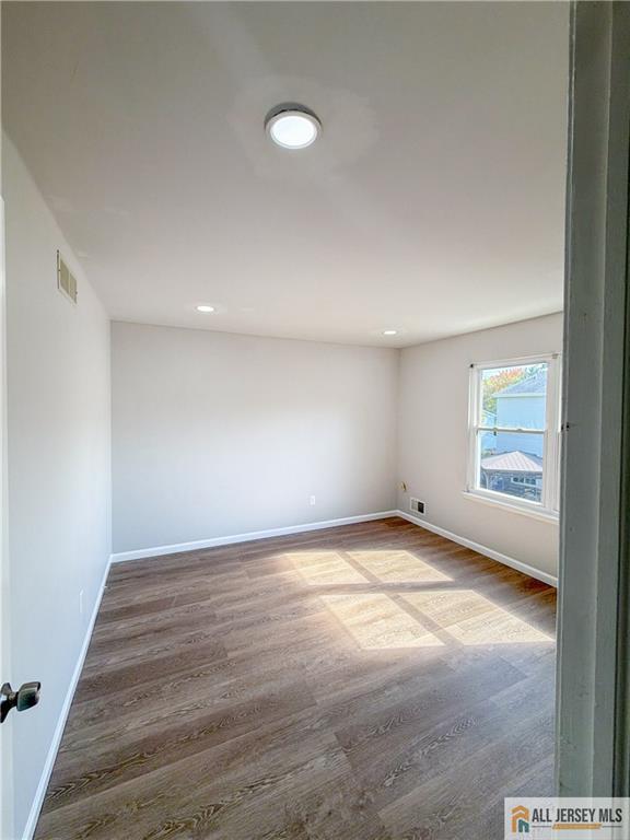 Residential Lease in Jamesburg 3