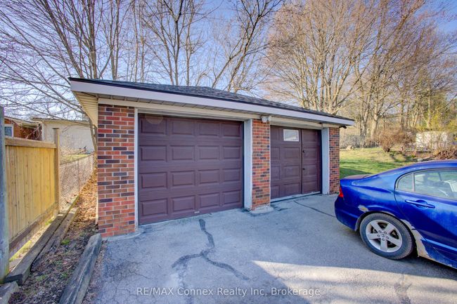 20 Laverne Ave, House other with 4 bedrooms, 2 bathrooms and 5 parking in Guelph ON | Image 41