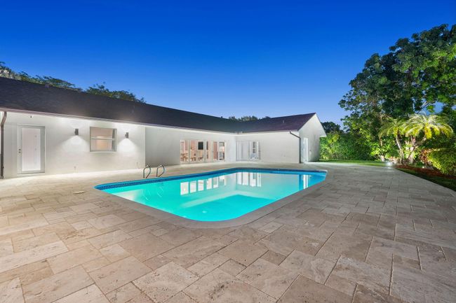 13900 Mustang Trl, House other with 5 bedrooms, 6 bathrooms and null parking in Southwest Ranches FL | Image 12