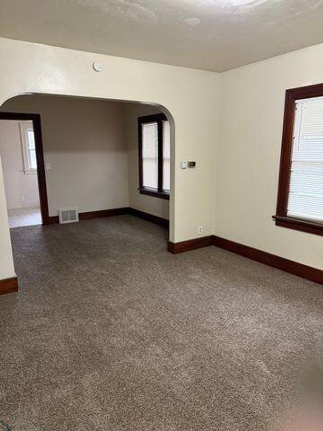 2844 Mackin Rd, House other with 2 bedrooms, 1 bathrooms and null parking in Flint MI | Image 6