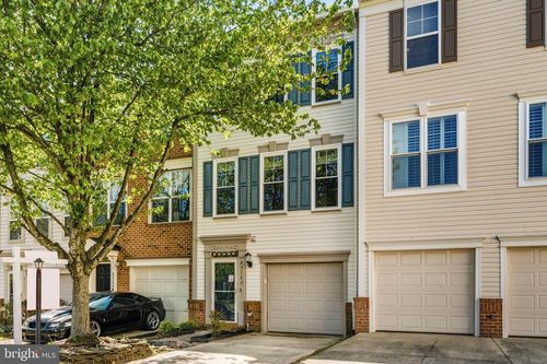 43153 Huntsman Sq, BROADLANDS, VA, 20148-5092 | Card Image