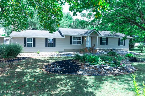 854 Oliver Ave, Seymour, TN, 37865-3142 | Card Image