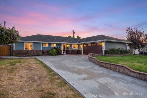 1040 El Mirador Dr, Fullerton, CA, 92835-1913 | Card Image