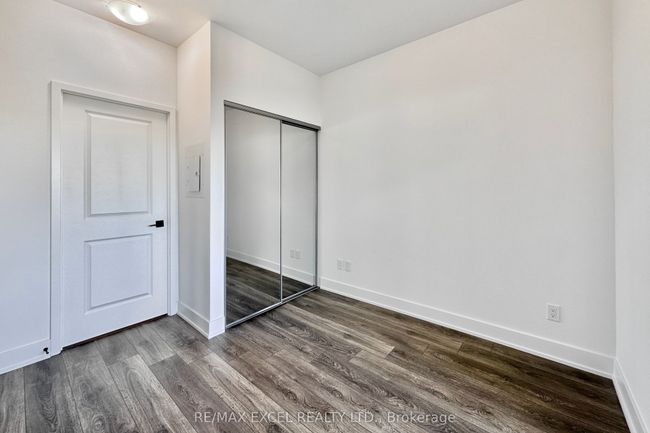 429 - 2485 Taunton Rd, Condo with 2 bedrooms, 2 bathrooms and 1 parking in Oakville ON | Image 8
