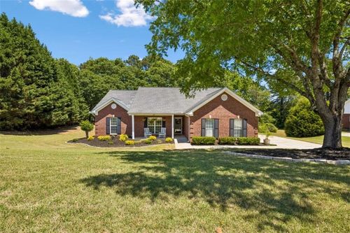 621 Teal Dr, Winder, GA, 30680-8535 | Card Image