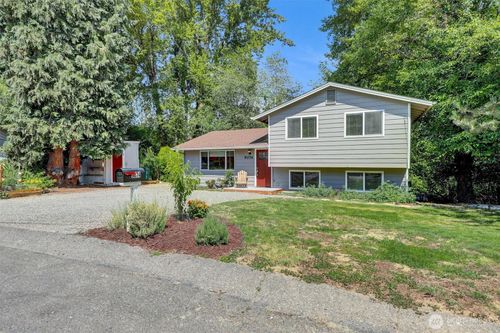 9374 Ne 120th Pl, Kirkland, WA, 98034-6212 | Card Image