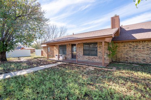 601 Henry St Street, Dublin, TX, 76446 | Card Image