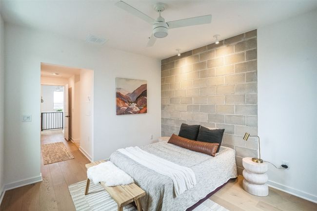 1101 - 700 Denson Dr, Condo with 3 bedrooms, 3 bathrooms and 1 parking in Austin TX | Image 19