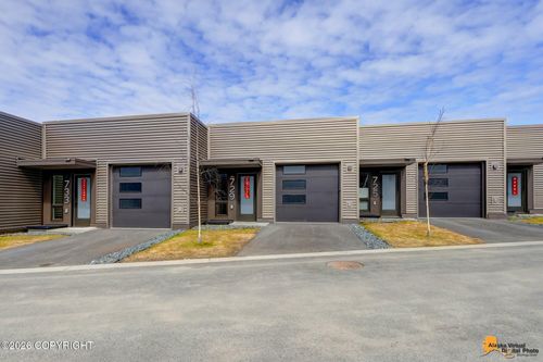 a8-733 Station Ln, Anchorage, AK, 99501-4579 | Card Image