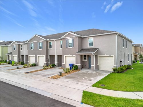 1042 Lido Dr, HOWEY IN THE HILLS, FL, 34737-3942 | Card Image