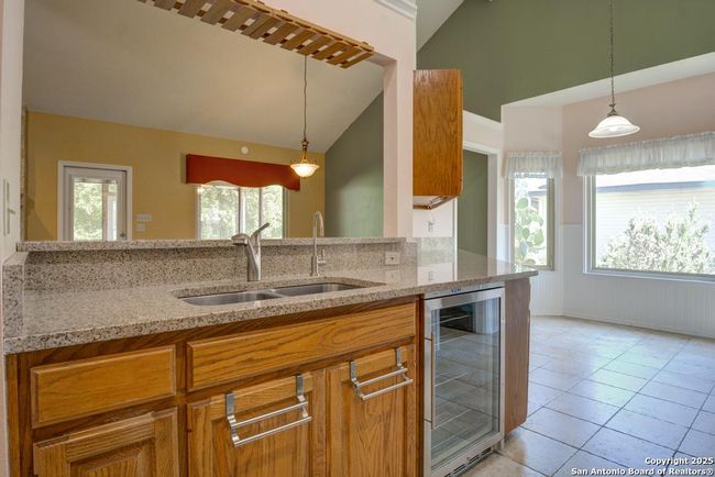 201 Cibolo Crossing Dr, House other with 3 bedrooms, 2 bathrooms and null parking in Boerne TX | Image 12