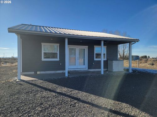 58098 N Maple Circle Rd, Christmas Valley, OR, 97641 | Card Image