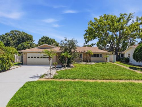 1403 Garden Ave, Tarpon Springs, FL, 34689-2303 | Card Image