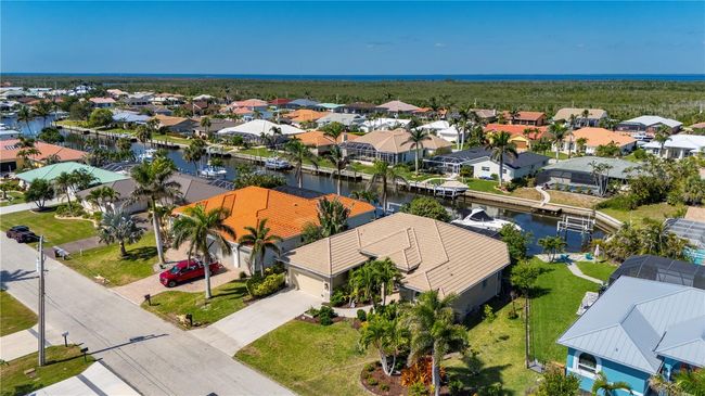 211 Lido Dr, House other with 4 bedrooms, 3 bathrooms and null parking in PUNTA GORDA FL | Image 52