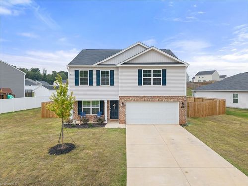 162 E Farm Loop, Stokesdale, NC, 27357-8470 | Card Image