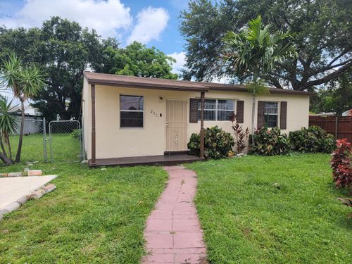 2971 Nw 160th St, Miami Gardens, FL, 33054-6841 | Card Image