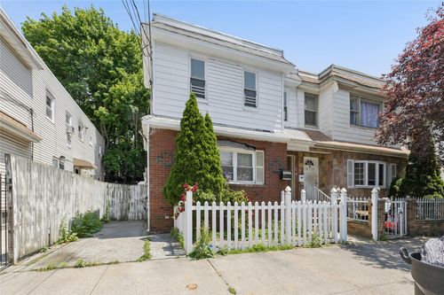 13421 Hawtree St, Ozone Park, NY, 11417-2535 | Card Image